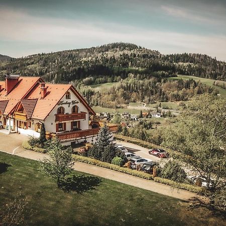Karolowy Dwor Wisła Exteriör bild