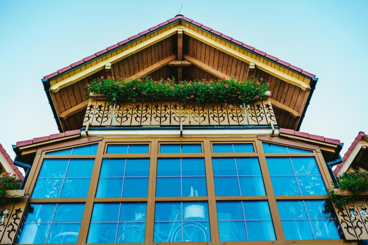Karolowy Dwor Wisła Exteriör bild