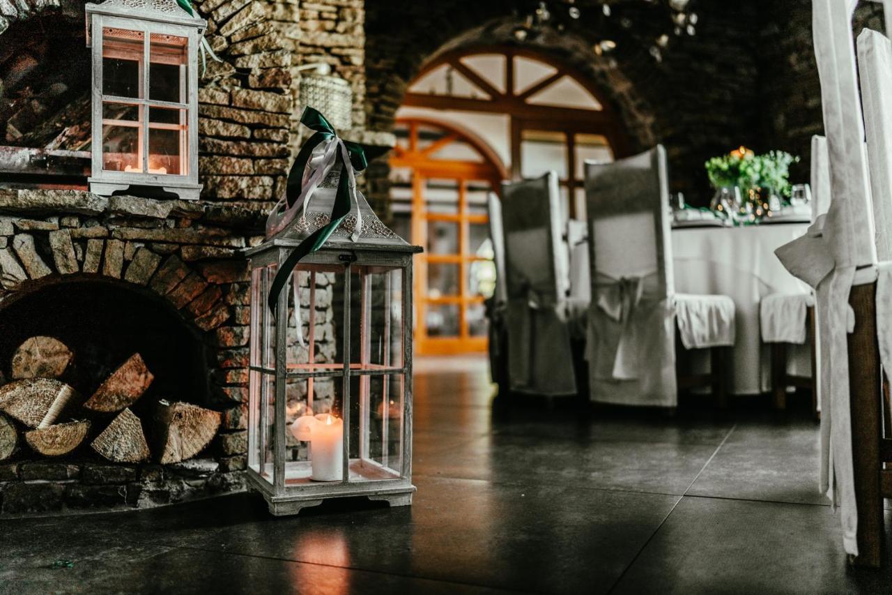 Karolowy Dwor Wisła Exteriör bild